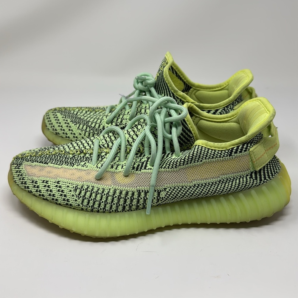 Yeezy Boost 350 - Picture 4 of 7